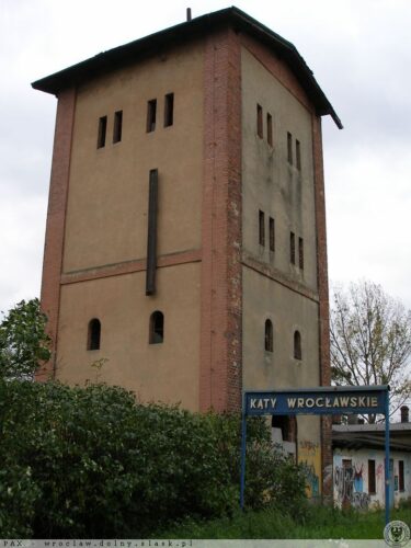 Kolejowa wieża ciśnień